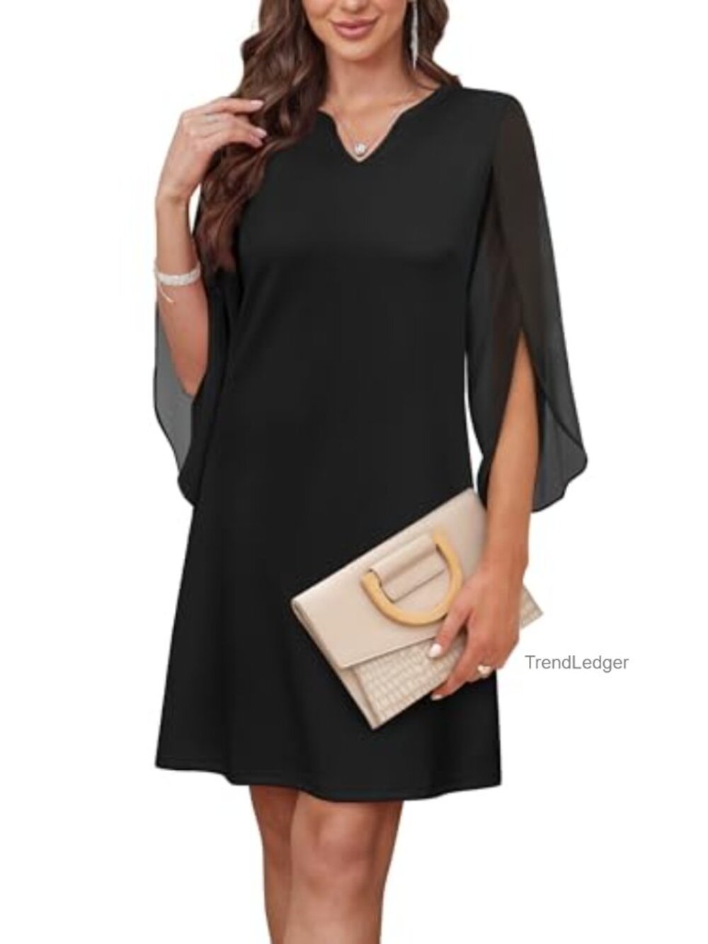 Chiffon 3/4 Sleeve A-Line Cocktail Dress V-Neck Knee-Length